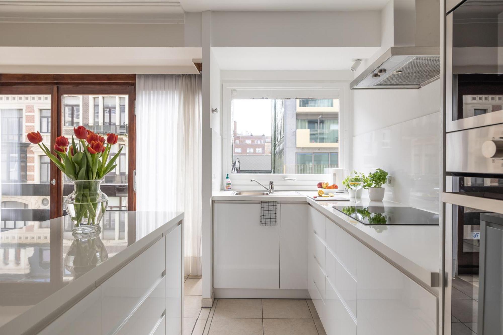 Weloveoostende - Newly Renovated Large Apartment 150M From The Beach - Including Bed Sheets And Final Clea-Ning Esterno foto