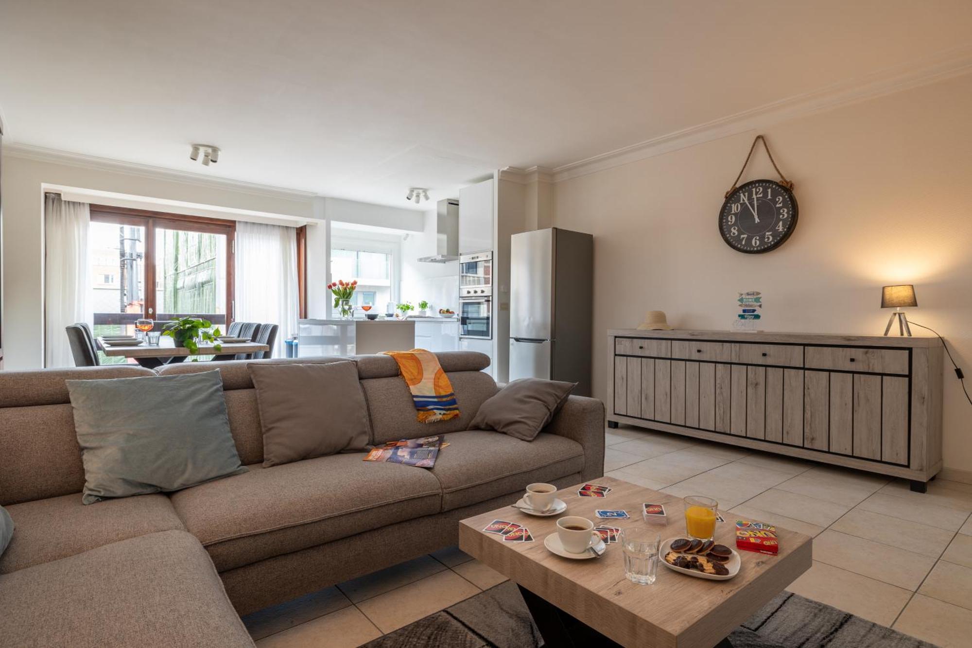 Weloveoostende - Newly Renovated Large Apartment 150M From The Beach - Including Bed Sheets And Final Clea-Ning Esterno foto